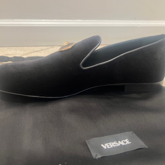 New in Box - Men\'s Versace Velvet Dress Shoes - Size 11.5 (EU 45) main image 4